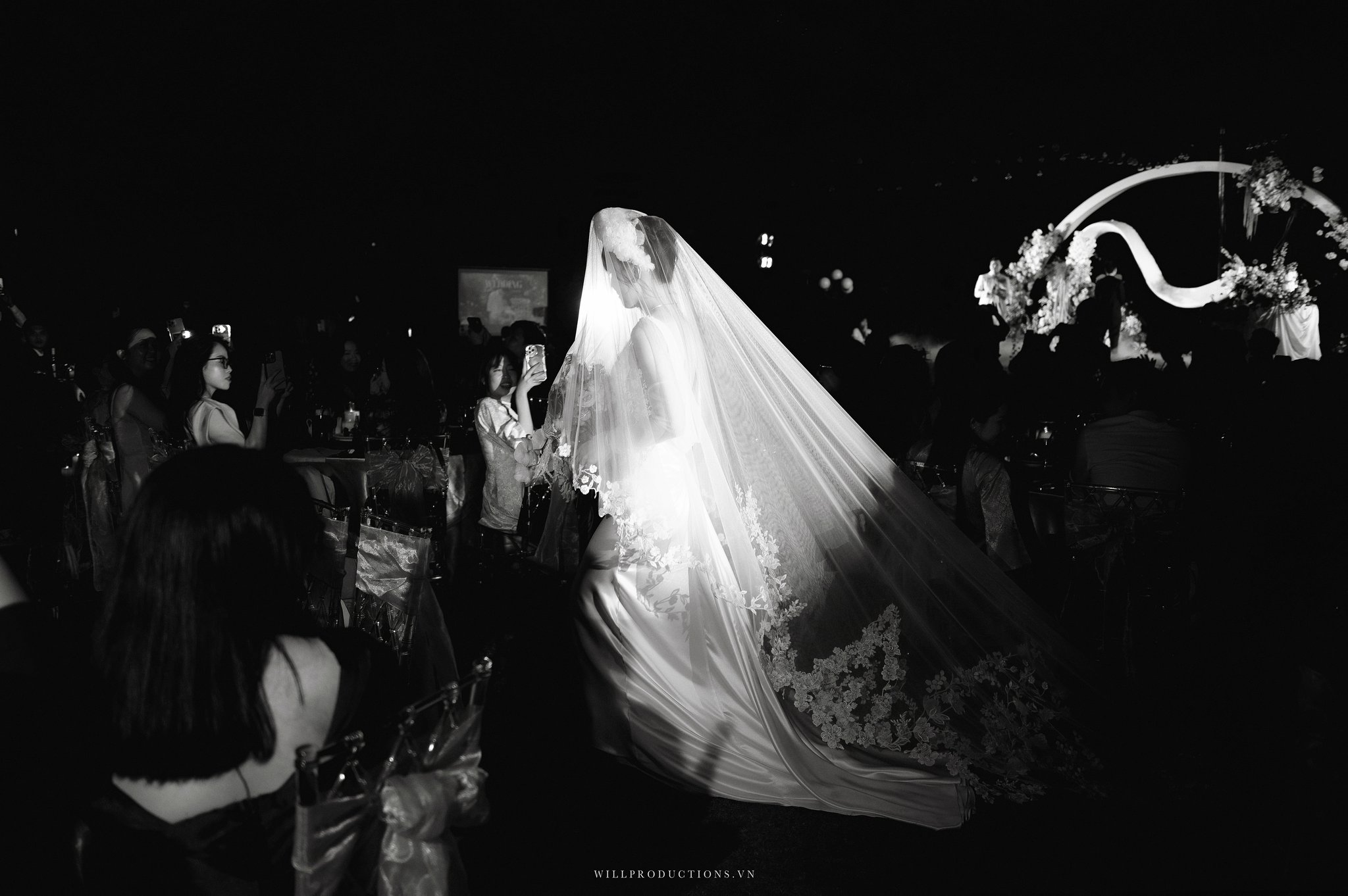 Photojournalistic Wedding